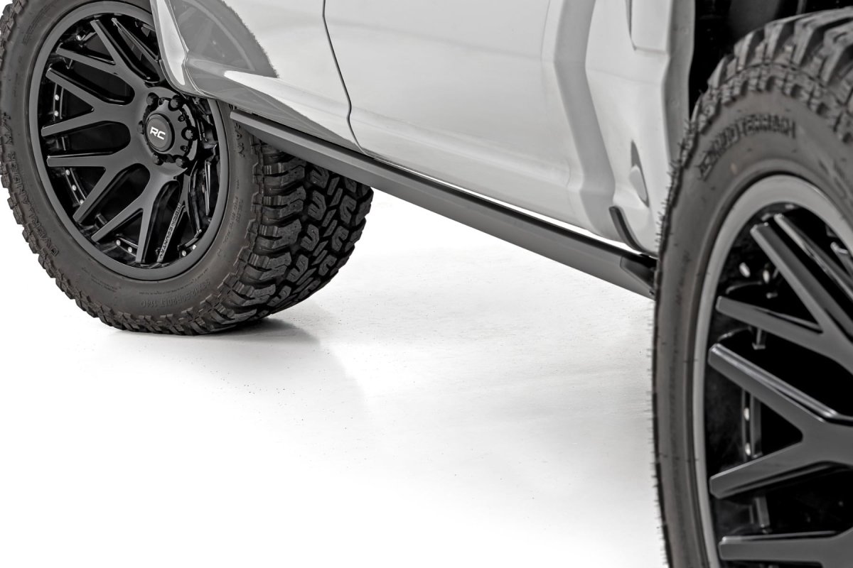 Ford F-150 Lightning Power Running Boards - Rough Country - HT-Series - 4WD - '22-'26